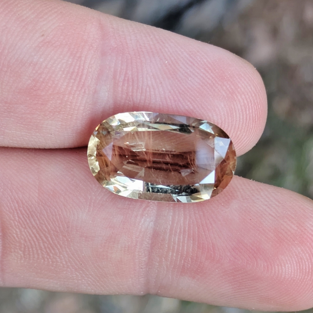 American Gemstone Oregon Shiller Sunstone 10.28 Carats Litnon.com