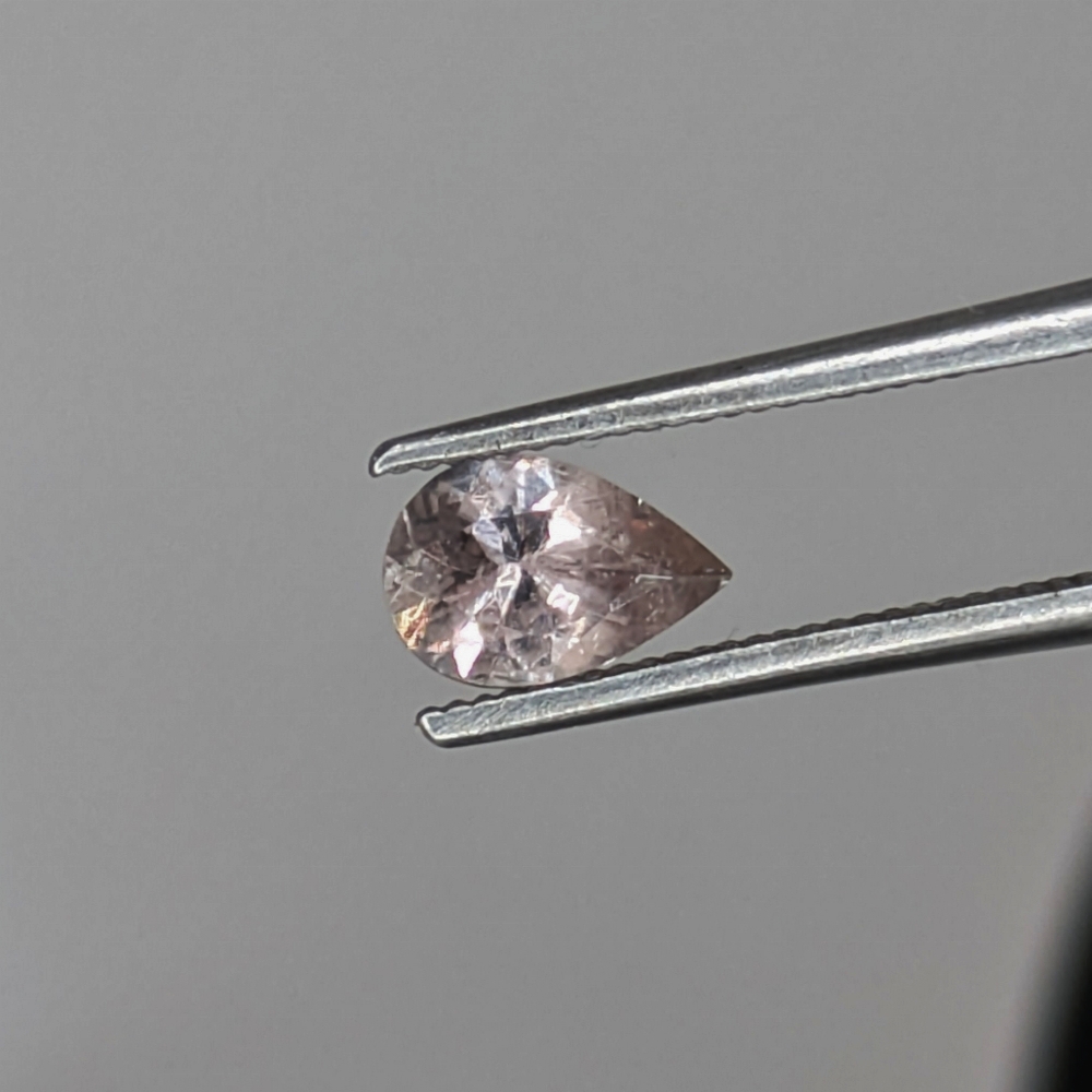 Moody Unheated Montana Sapphire 0.45 Carats Litnon.com