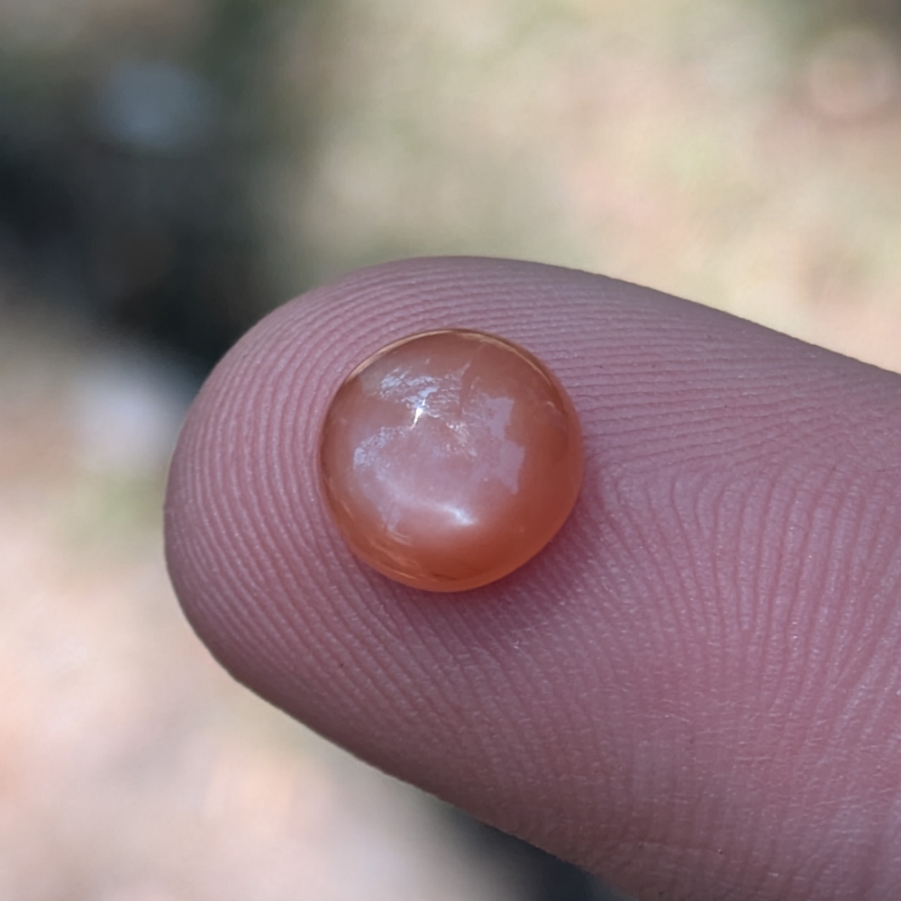Natural Peach Moonstone Cabochon Sri Lanka 2.02 Carats Litnon.com