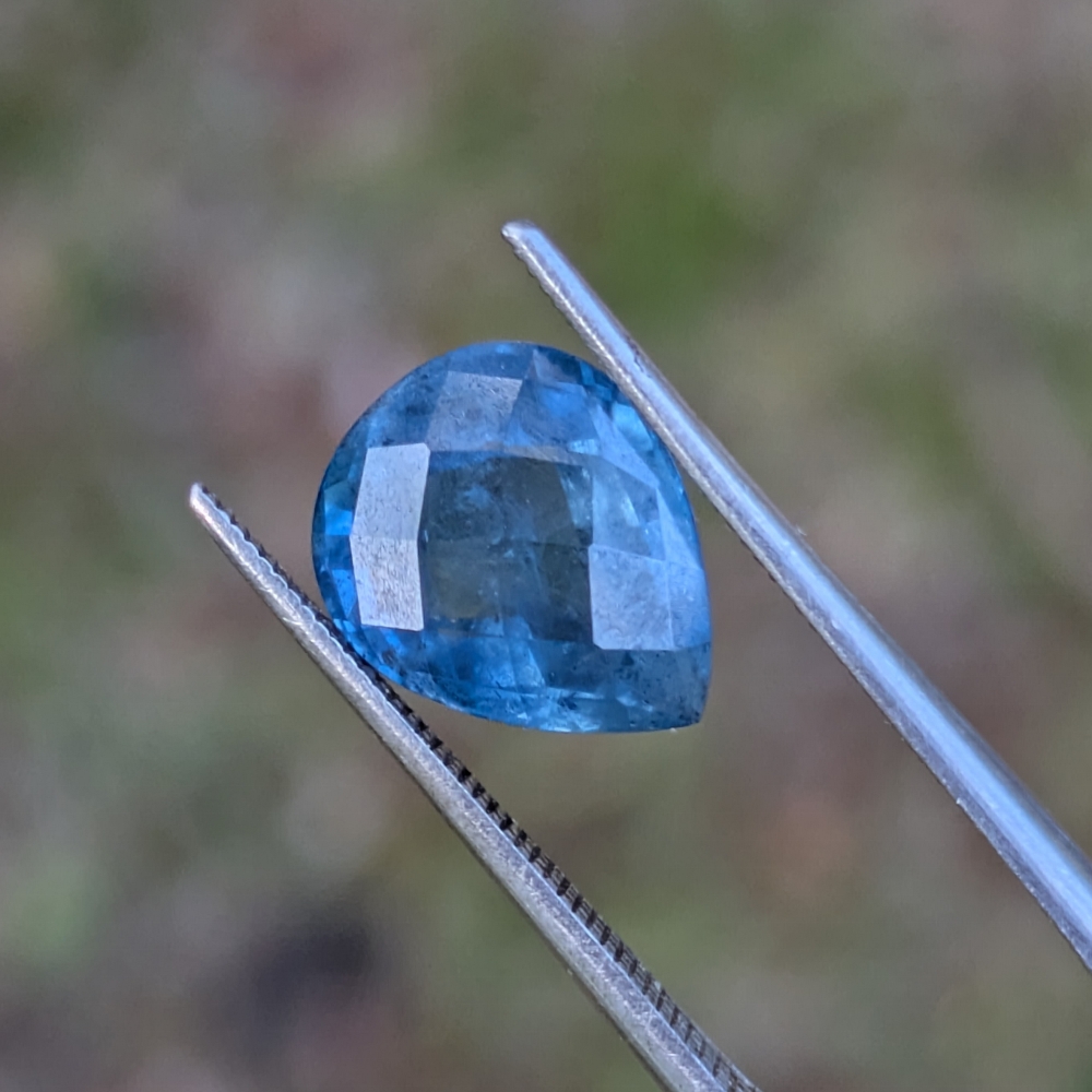 Natural Cornflower Blue Montana Sapphire 3.58 Carats Litnon.com