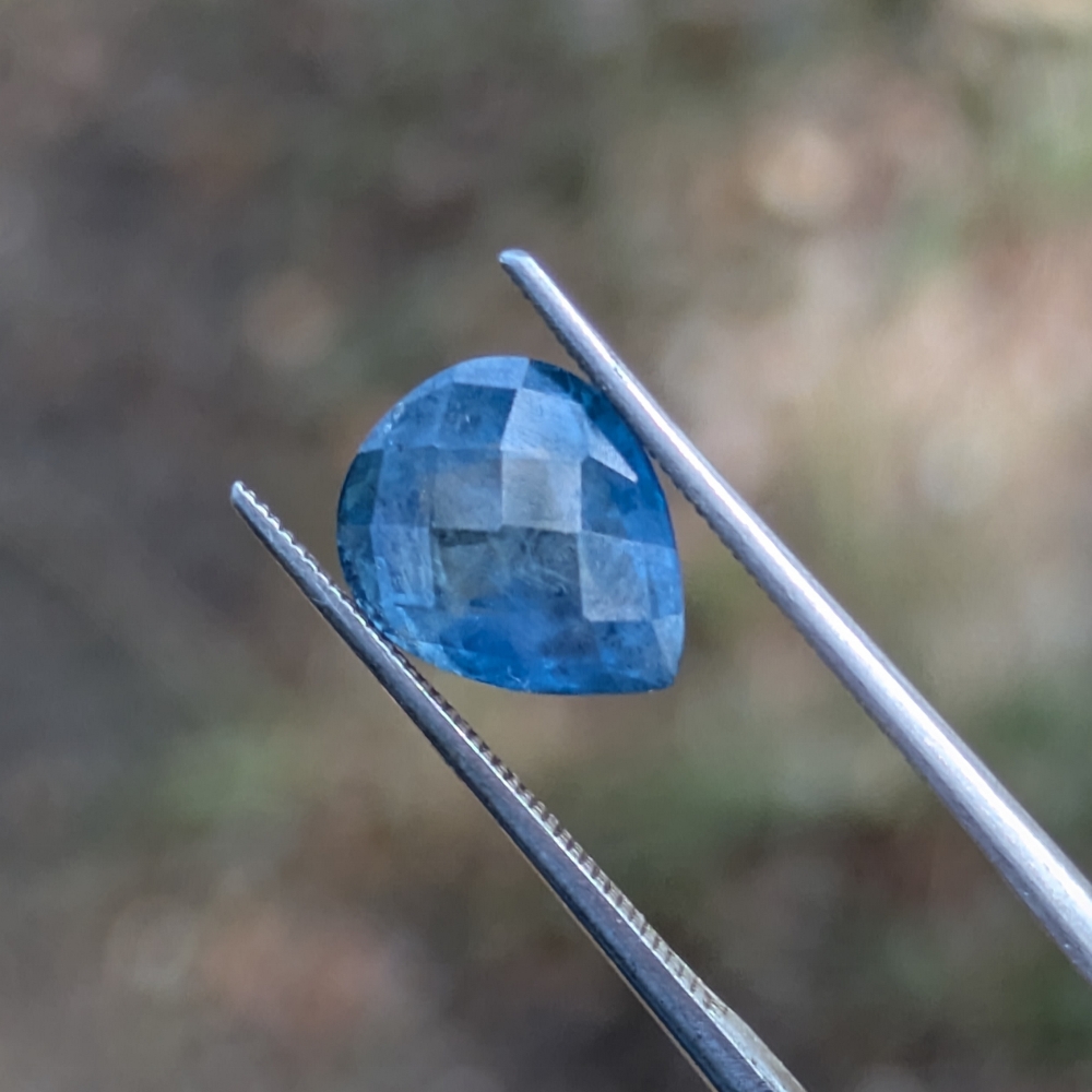 Natural Cornflower Blue Montana Sapphire 3.58 Carats Litnon.com