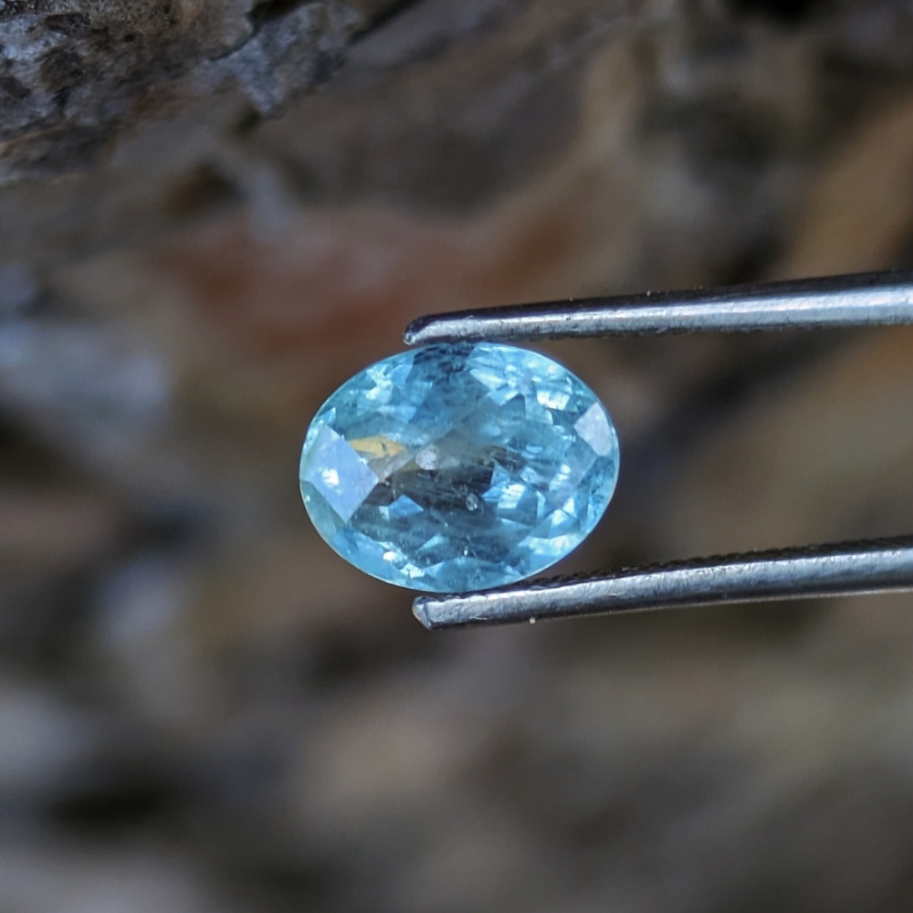 Well Cut Light Green To Blue Montana Sapphire 1.28 Carats Litnon.com