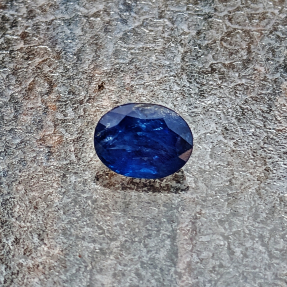 Deep Color Royal Blue Natural Sapphire Ceylon 3.49 Carats Litnon.com