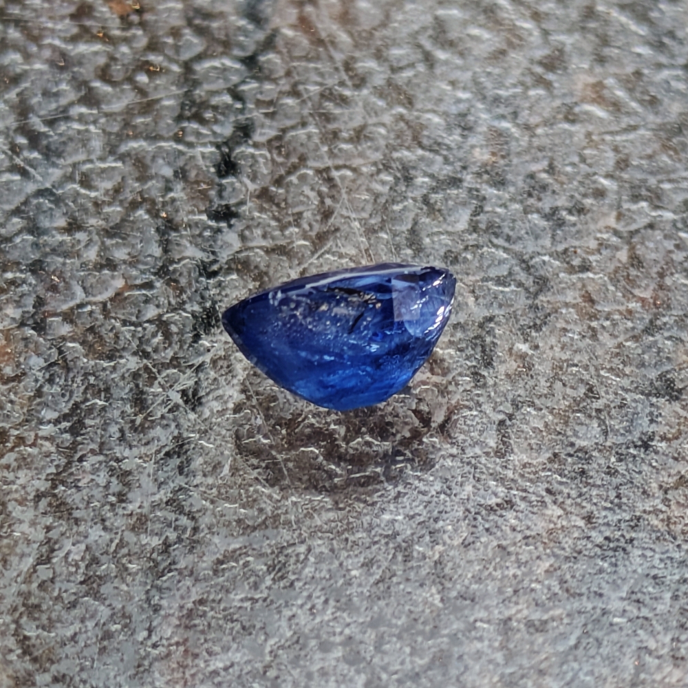 Deep Color Royal Blue Natural Sapphire Ceylon 3.49 Carats Litnon.com