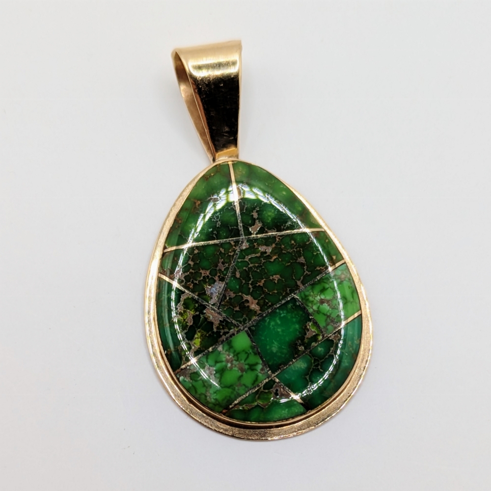 Natural Green Carico Lake Nevada Turquoise Pendant 14 Karat Gold Litnon.com
