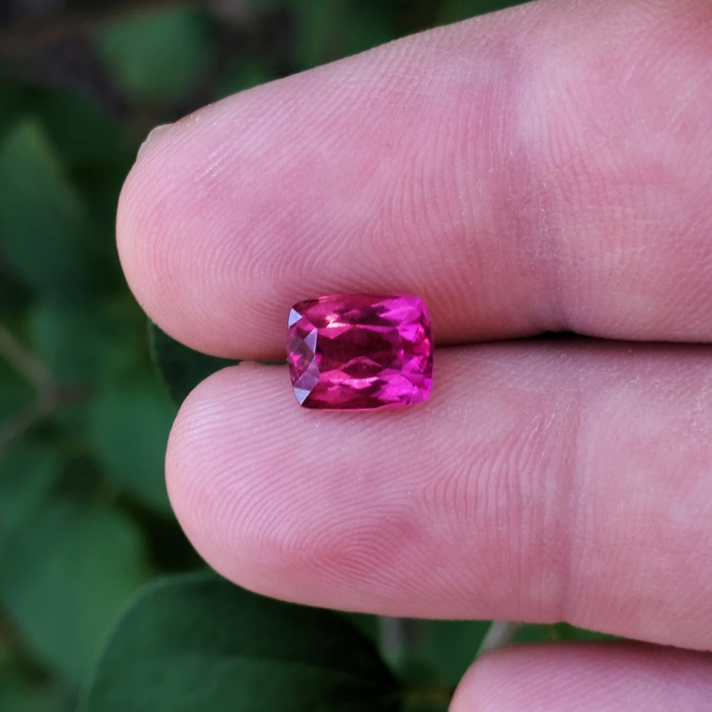 Old Stock Natural Pink Brazil Tourmaline 2.32 Carats Litnon.com