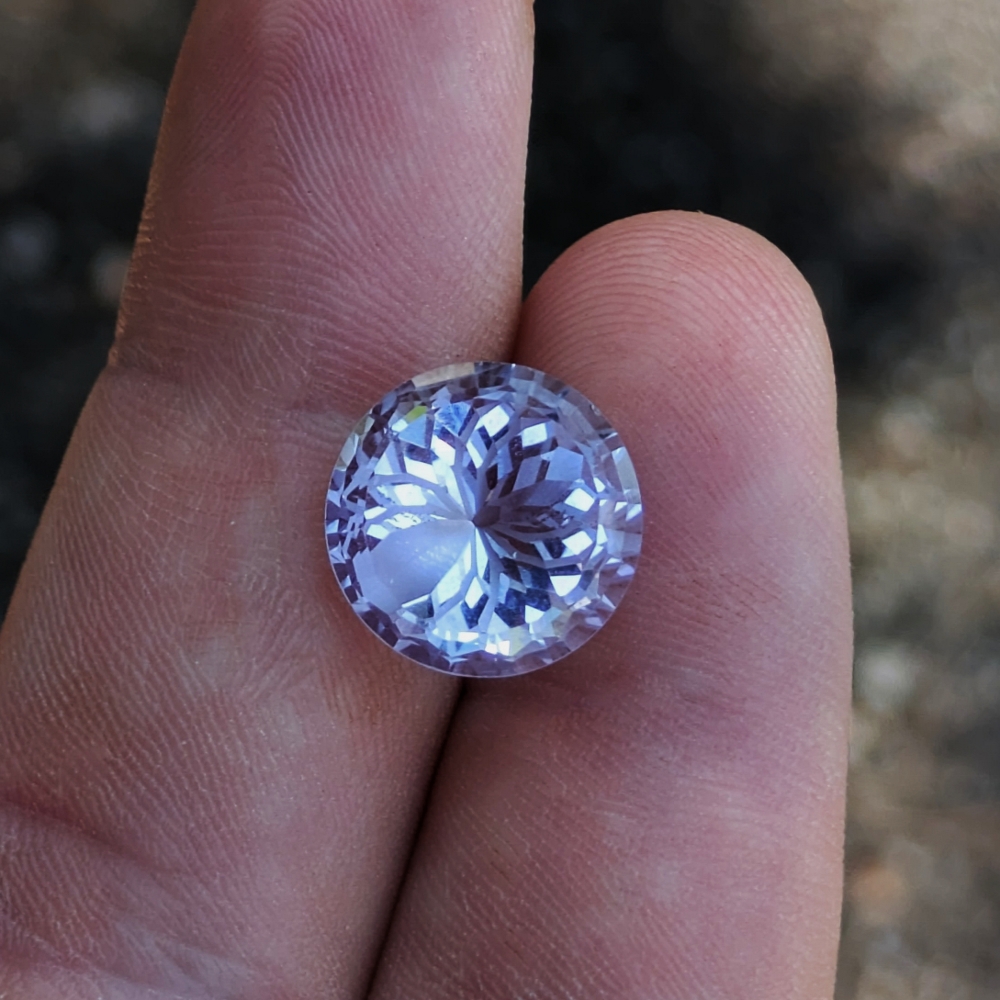 Unique Amethyst with Spider Gemstone 8.72 Carats Litnon.com