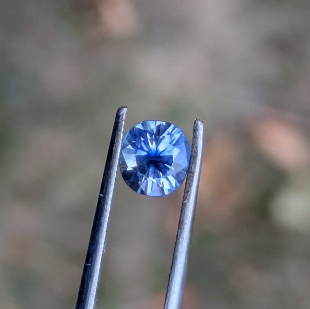 USA Cut Cornflower Blue Ceylon Sapphire – 0.81 Carats Litnon.com