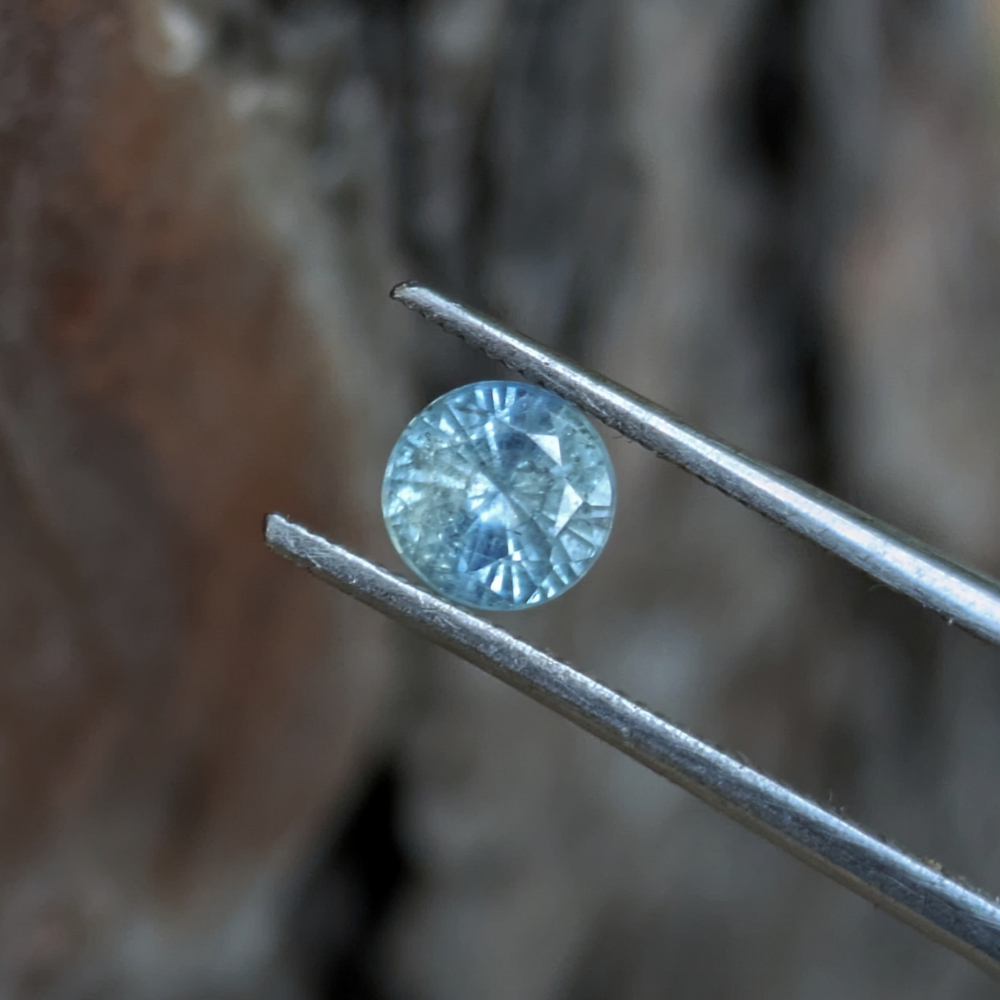 Light Blue Unheated Montana Sapphire 0.62 Carats Litnon.com