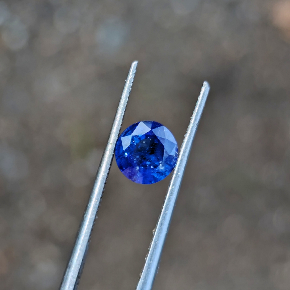 Natural Ceylon Sapphire 1.25 Carats Sri Lanka  Litnon.com