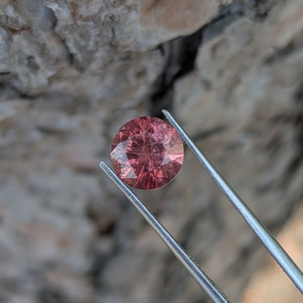 Pretty Afghan Lotus Pink Tourmaline 2.73 Carats Litnon.com