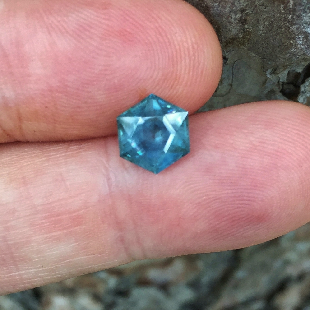 USA Cutting Unheated Montana Sapphire 3.18 Carats Litnon.com