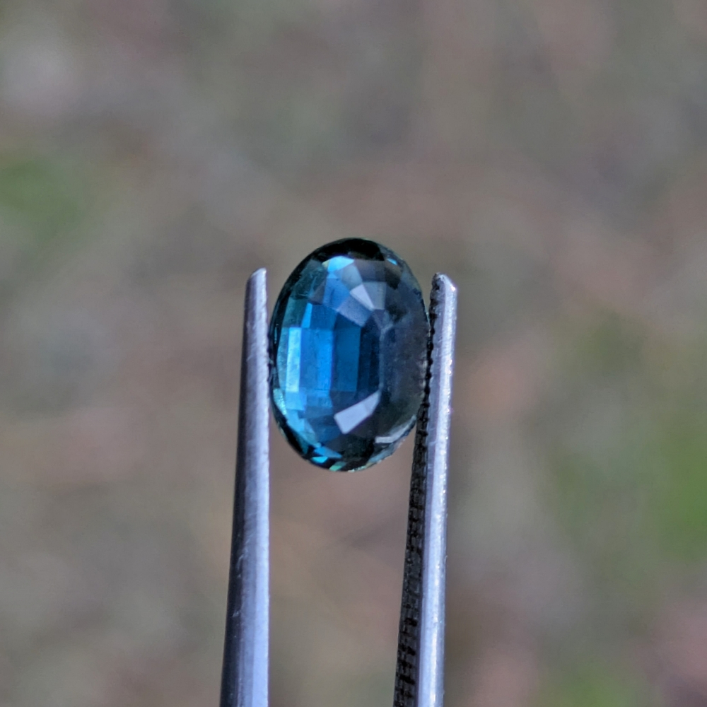 Natural Teal Blue Green Montana Sapphire 1.70 Carats Litnon.com