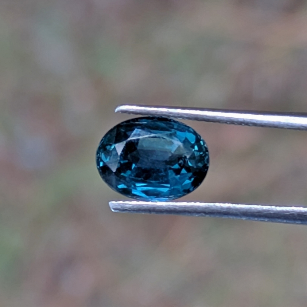 Natural Teal Blue Green Montana Sapphire 1.70 Carats Litnon.com