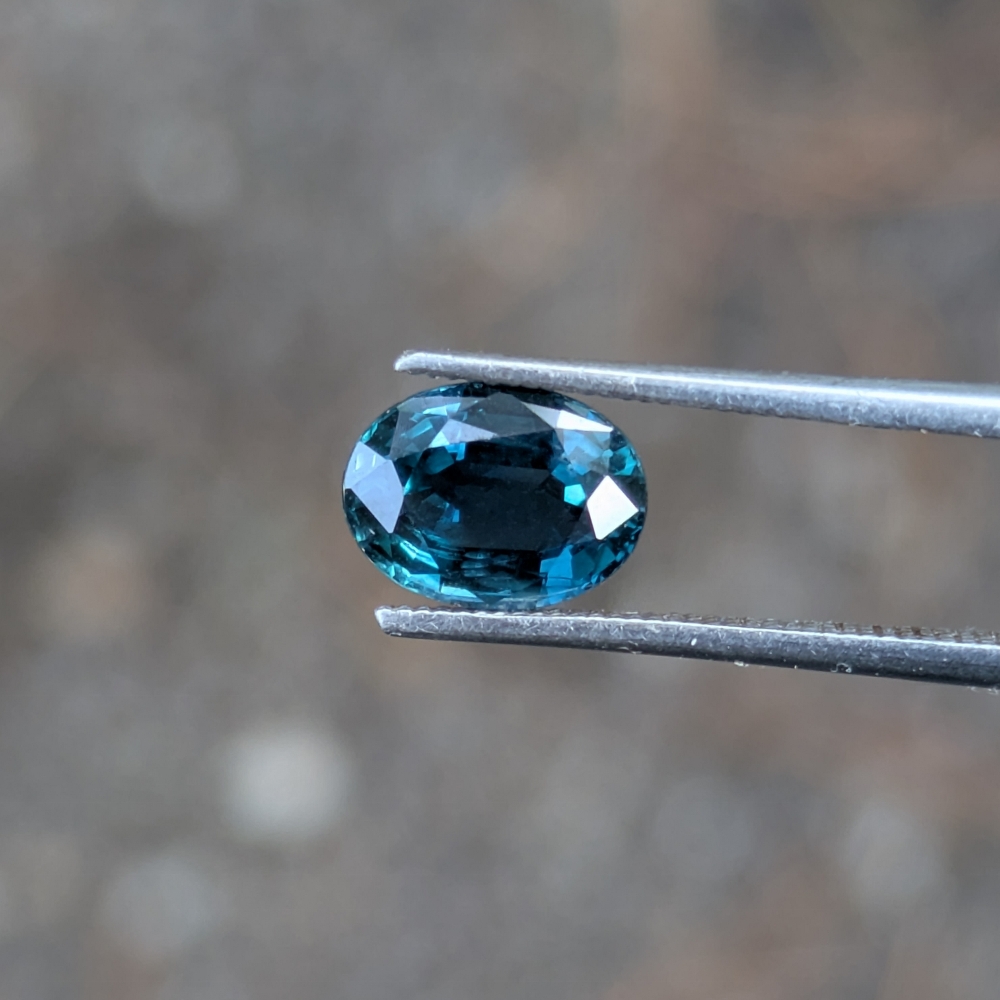 Natural Teal Blue Green Montana Sapphire 1.70 Carats Litnon.com