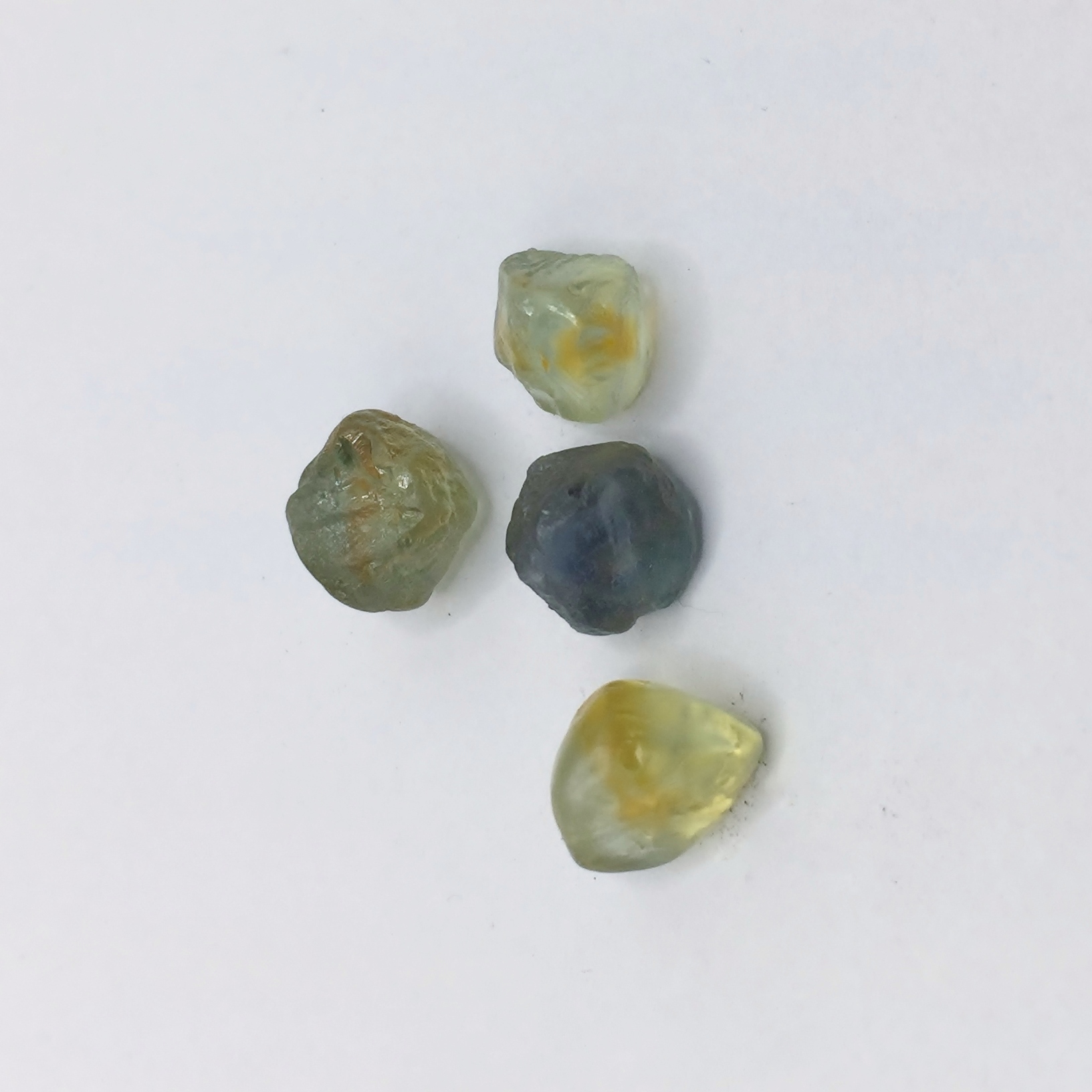 Hand Select Natural Montana Sapphire Facet Rough 13.02 Carats Litnon.com