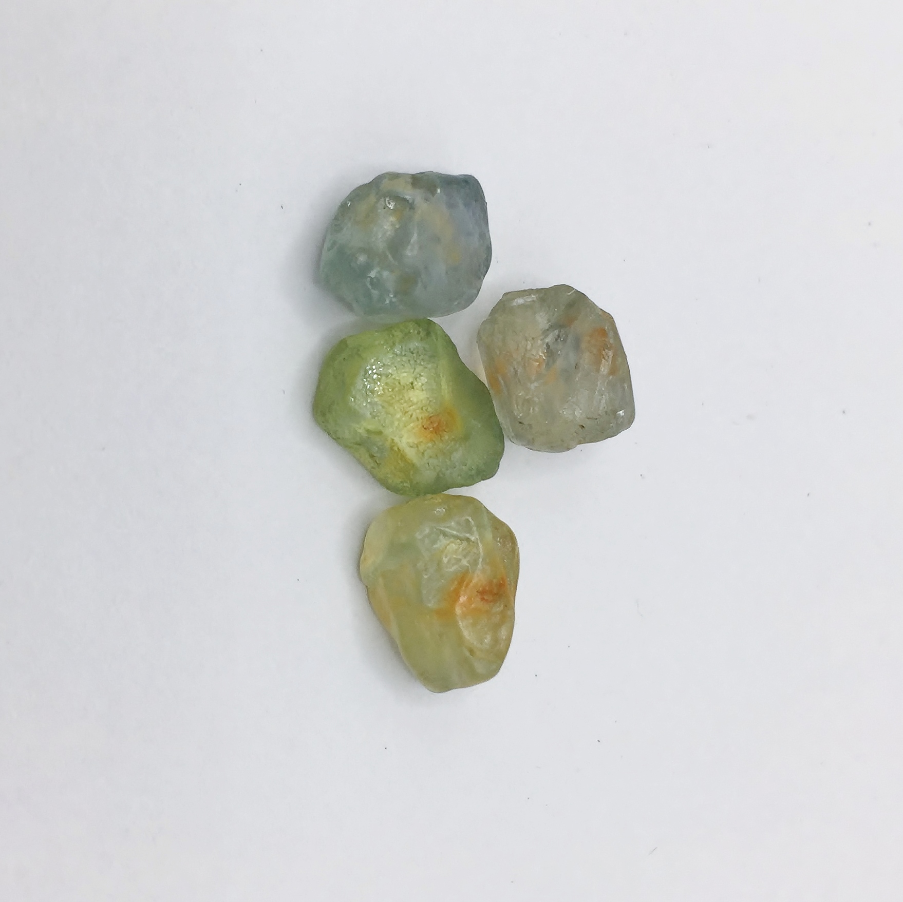 Hand Select Natural Montana Sapphire Facet Rough 14.26 Carats Litnon.com