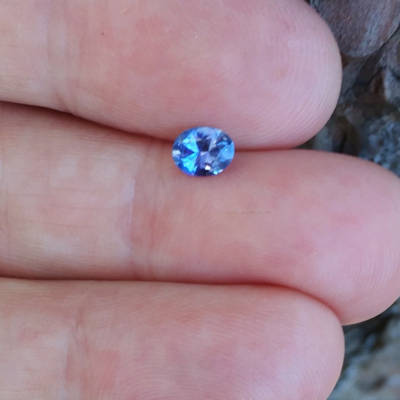 Bright and Pretty Natural Montana Blue Sapphire  Litnon.com