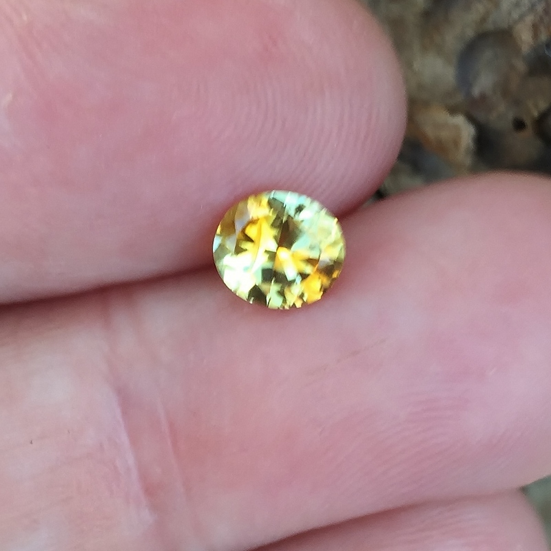 Very Bright Natural Montana Parti-Color Sapphire 1.03 Carats  Litnon.com