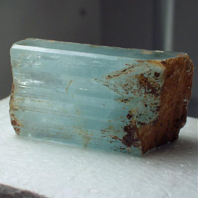 HugeTerminated Blue Aquamarine Twin Crystal Pakistan 935 ct  Litnon.com