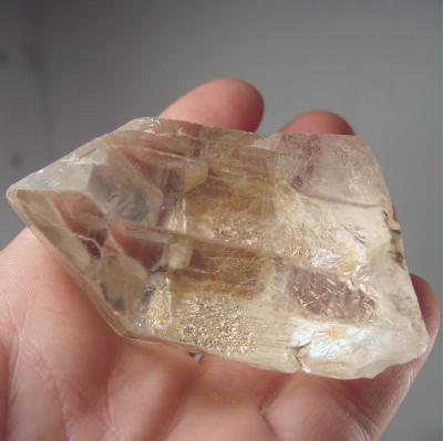 Huge Optical Quartz Facet Rough 207 Grams  Litnon.com