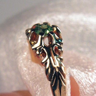 Vintage 14 kt Russian Demantoid Garnet Ring  Litnon.com