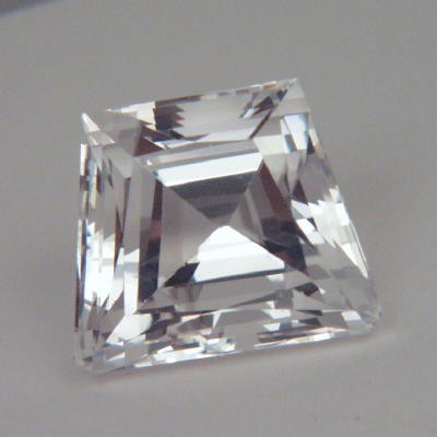 Custom Cut Huge and Brilliant White Topaz 21.71ct  Litnon.com