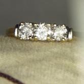 Estate Ladies I4 KT 3 Diamond Ring 