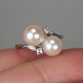 Pretty Cultured Pink Sea Pearls and Diamond 18 kt Ring 