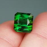 Fine Color and Bright Green Tourmaline Nigeria 7.13 ct 