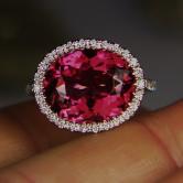 High Quality 14 kt 7 carat Pink Tourmaline and Diamond Ring 