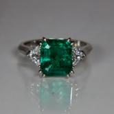 Estate Quality Colombian Emerald Diamond Platinum Ring 