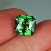 Collectors! World Class Natural Green Zircon Sri Lanka 7.62 ct