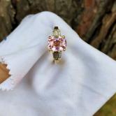 Natural 2.60 Carat Pink Ceylon Sapphire and Diamond 14 kt Ring 