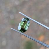 Top Color natural Green Sapphire Thailand 2.21 Carats